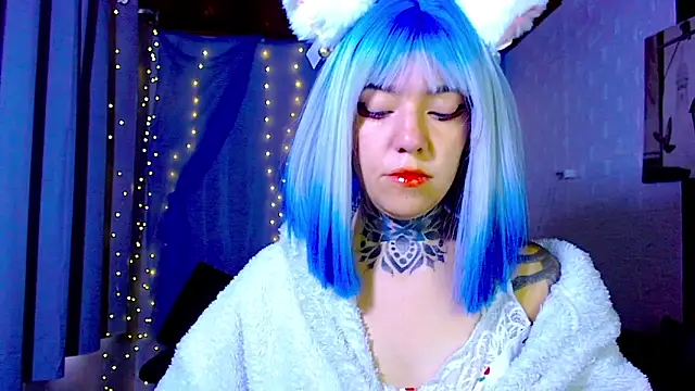 LannieGonzales online show from May 6, 12:42 pm