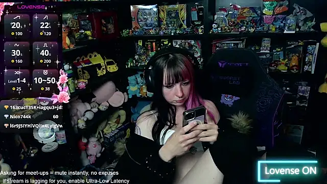 CutieTracer online show from June 16, 8:10 pm