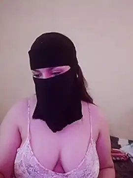 Queen Lola online show from June 10, 3:44 pm