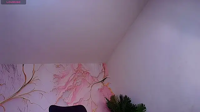 cherry latiinn19 online show from May 1, 11:35 am