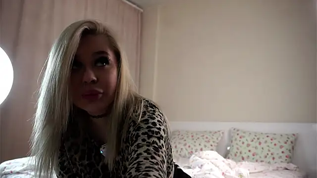 UnfittedExchange online show from April 8, 1:35 pm