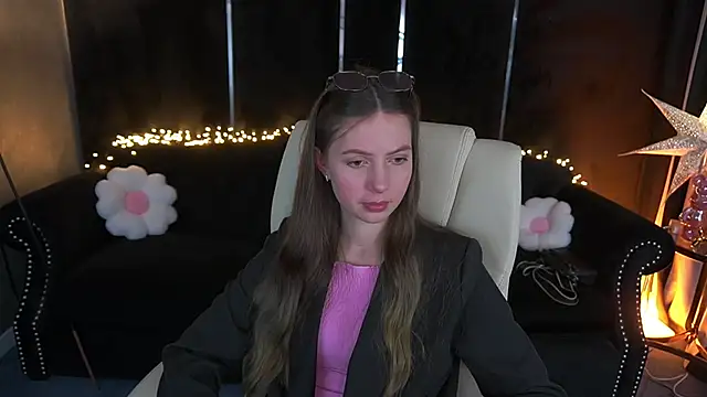 BabyLumi online show from April 21, 12:56 pm