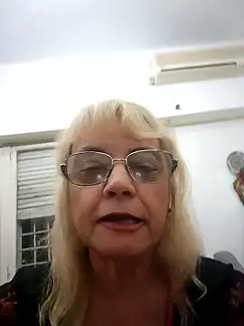 MatureElegantWidow online show from May 13, 12:06 am