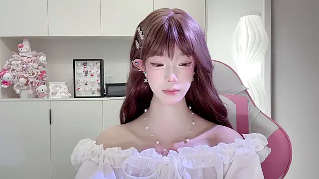 -Moonshine online show from April 12, 10:51 am