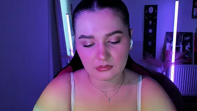 SourCherry   online show from May 30, 12:25 pm