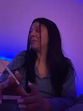 Baddiecouple988 online show from April 4, 2:32 am