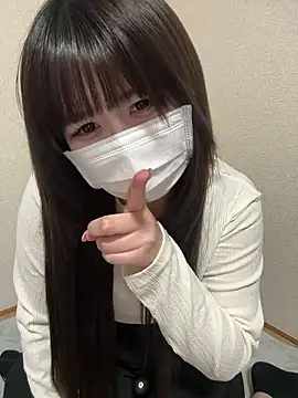 ema nico online show from April 17, 2:19 pm