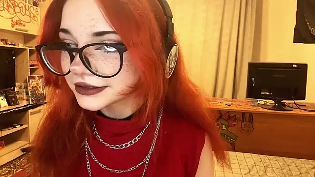 RedHeadCat online show from May 13, 10:15 pm