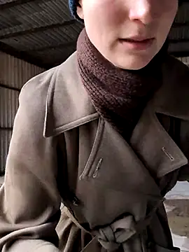 Julialexxxx online show from April 13, 7:31 am