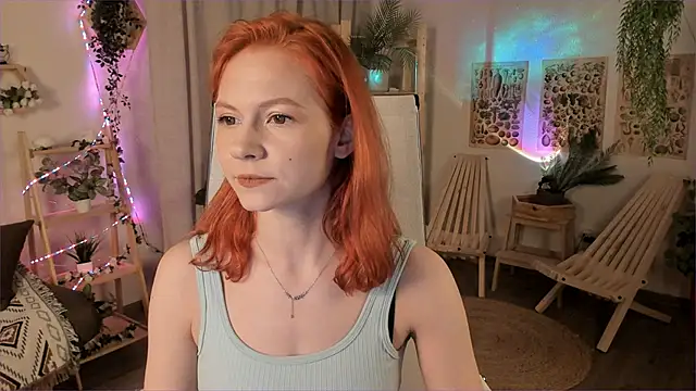 LisaAris online show from April 20, 6:33 pm