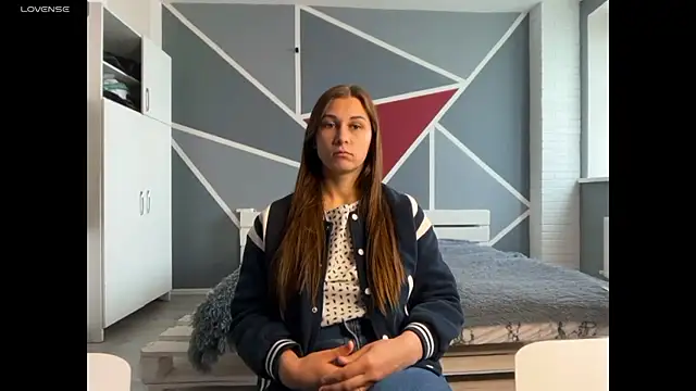 KatrinHapp online show from April 13, 6:14 am