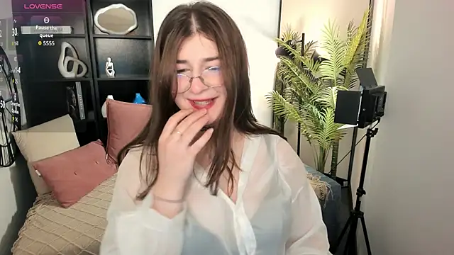 HaniaWish online show from June 30, 5:51 am