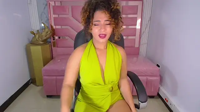 Brittany ch online show from April 11, 8:12 pm