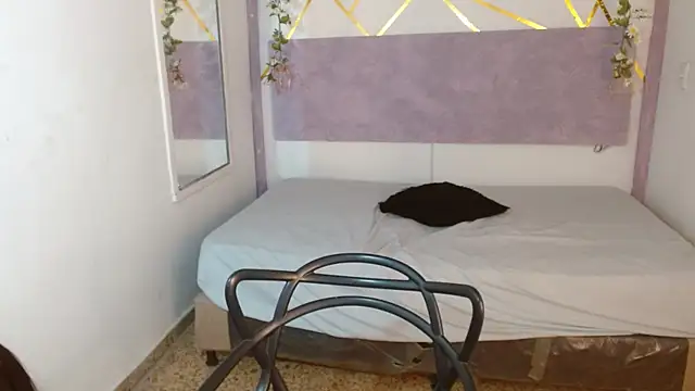 meganlust1 online show from April 13, 8:20 pm