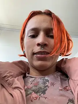 Mia 0-4 online show from June 18, 6:13 pm