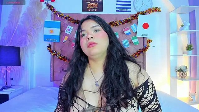 ROSELEI  online show from June 21, 9:24 am