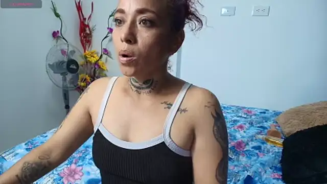 gabby-michels online show from April 10, 6:30 am