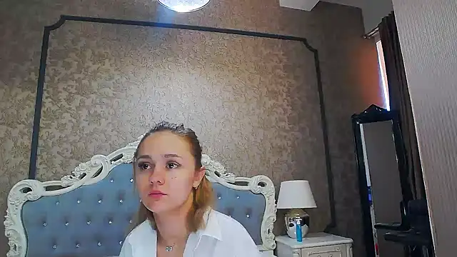 Ivy Quin online show from June 21, 5:33 am