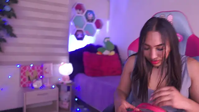 deasy  online show from April 14, 10:10 pm