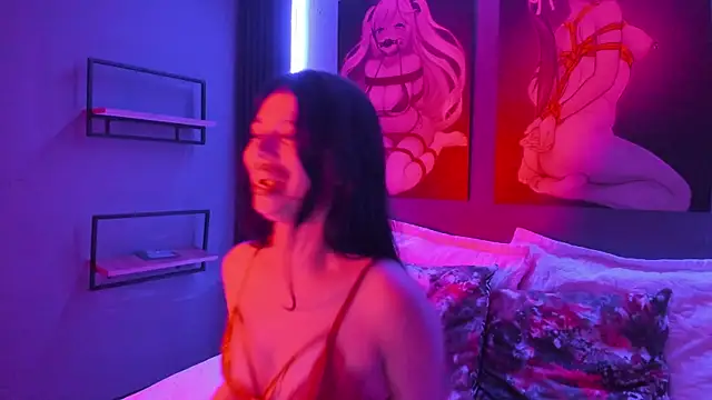 Sophie Copers online show from May 28, 9:12 pm