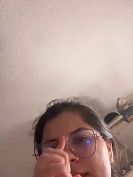 foxy gigi online show from May 24, 5:06 am