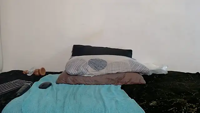 CaramelBaddie16 online show from July 2, 3:23 am