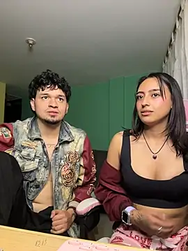 hotlatinocouple   online show from May 15, 11:51 pm