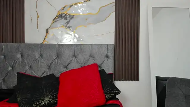 emma harris01 online show from April 11, 7:06 pm