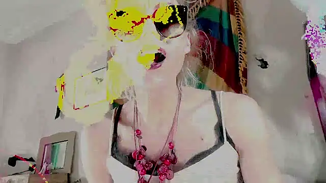 TgirlBrat online show from July 23, 1:07 am