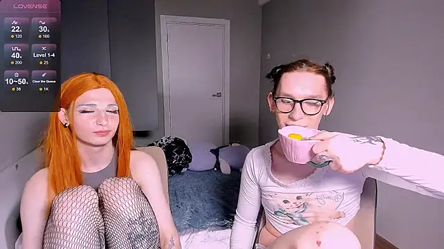 Mikaella Nicole online show from May 7, 9:29 pm