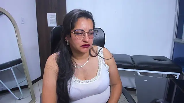 Venus Rous online show from April 14, 3:39 am