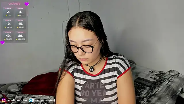 Pamelaa moon1 online show from May 13, 3:12 am
