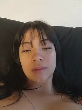 NefertitiXO online show from June 21, 8:35 pm