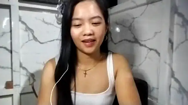 TammaraOlerud online show from April 13, 1:12 pm