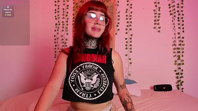 JaxJinx online show from April 24, 2:14 am