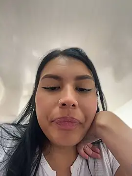 Iam-sophia27 online show from June 30, 7:24 pm
