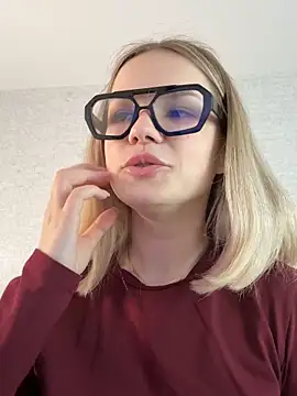 KimEvanss online show from May 30, 5:16 am