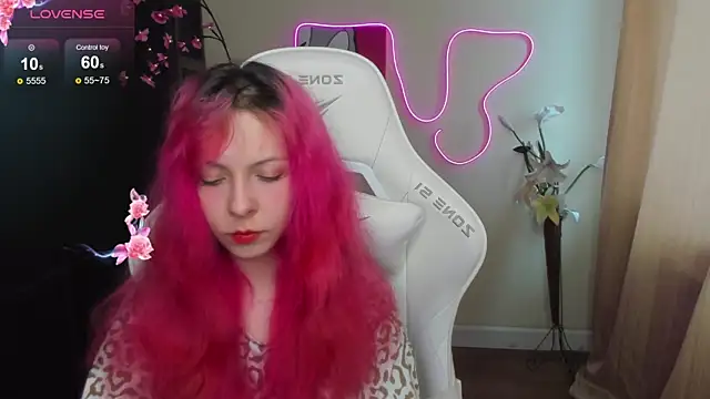 InfernoKitten online show from May 13, 1:11 am