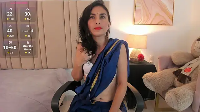 shaliny  online show from June 30, 4:39 pm