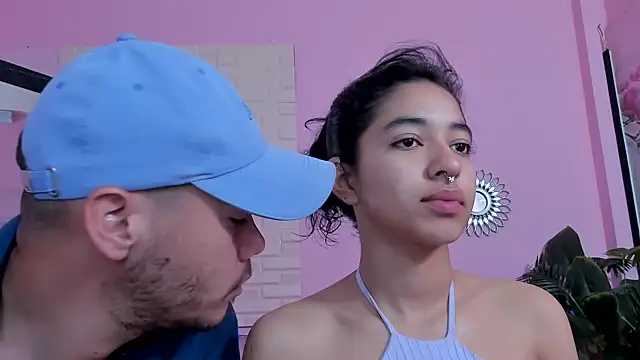 Aronandmoli69 online show from June 12, 1:19 pm