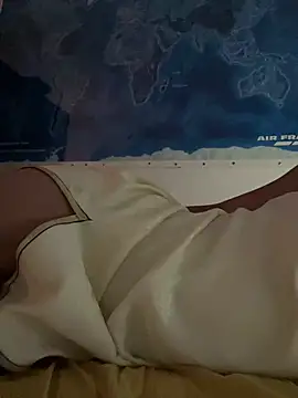 babiecutiebaddie online show from July 18, 6:10 pm