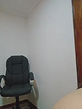BriannaBunnyy online show from July 25, 8:38 pm