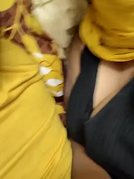 malludesicouples online show from April 26, 7:55 pm