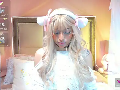 VaLuu   online show from June 1, 12:51 pm
