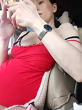 Naughty Queen0 online show from April 21, 1:42 am