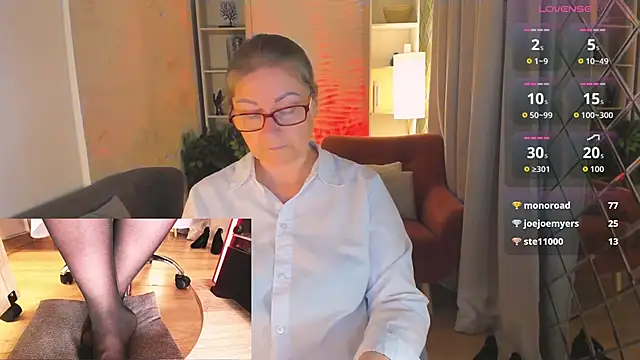 Alexandra Kind online show from June 22, 3:25 am