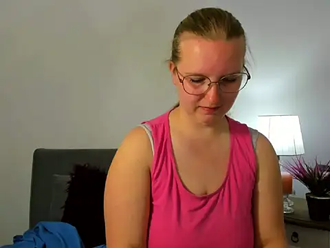 RoseTeacherX online show from April 30, 5:40 pm