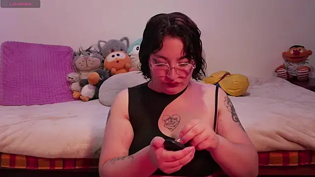 kaori sama uwu online show from May 5, 11:41 pm