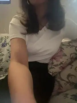 Pussykisss online show from April 14, 7:25 pm