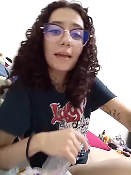 Aura Phone online show from April 18, 3:42 am